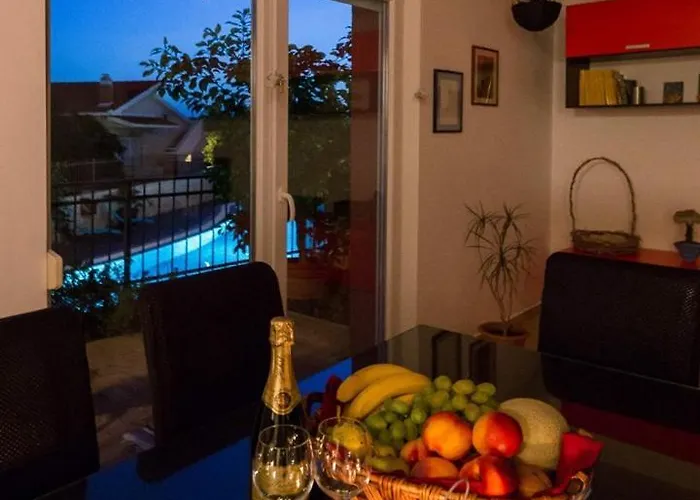 Azzura Apartment *