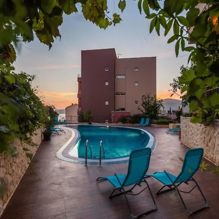 Azzura דירה טרוגיר